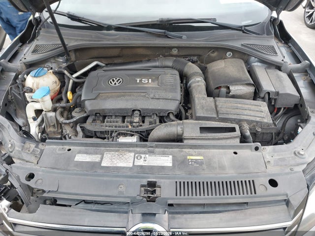 2015 Volkswagen Passat 1.8t Limited Edition მანქანა იყიდება აუქციონზე, vin: 1VWAT7A34FC122295, აუქციონის ნომერი: 44226298