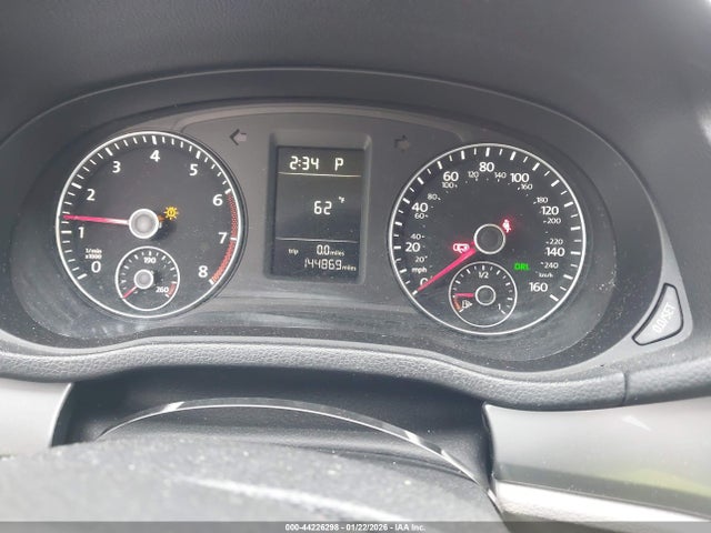 2015 Volkswagen Passat 1.8t Limited Edition მანქანა იყიდება აუქციონზე, vin: 1VWAT7A34FC122295, აუქციონის ნომერი: 44226298