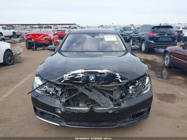 2016 BMW 740I WBA7E2C54GG547550 Photo 5
