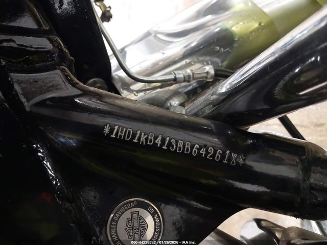 2011 HARLEY-DAVIDSON FLHX 1HD1KB413BB642618 Photo 9