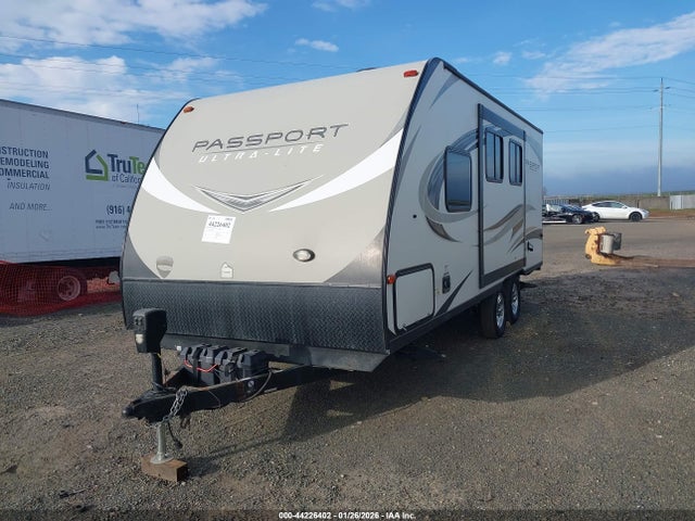 4YDT19922KX411104 Keystone Passport