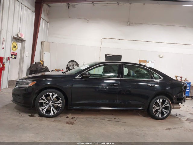 44226457 :رقم المزاد ، 1VWSA7A32MC012479 vin ، 2021 Volkswagen Passat 2.0t Se مزاد بيع
