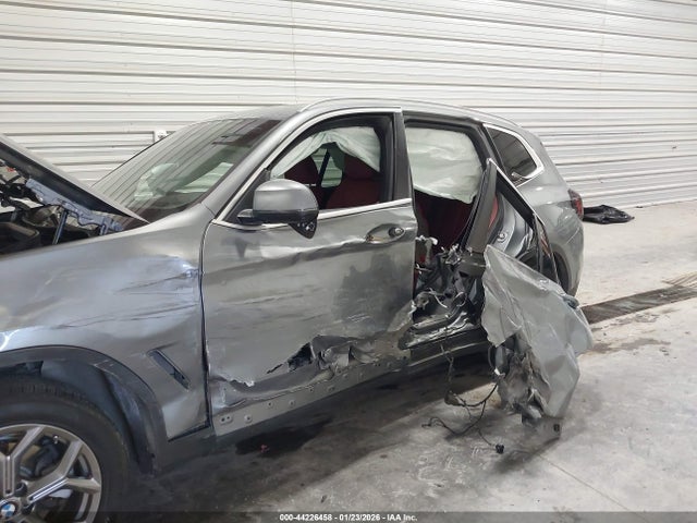5UX53DP05R9U32665 BMW X3 Xdrive30i