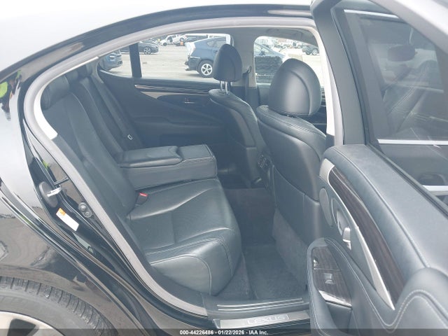 2016 LEXUS LS 460 JTHBL5EF5G5142267 Photo 7