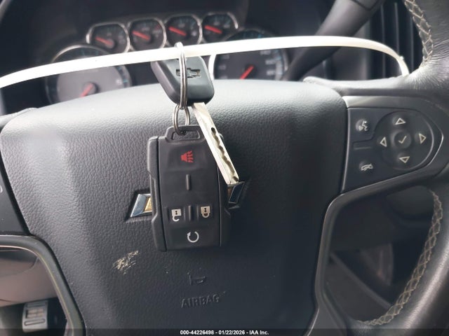 3GCUKREC2JG127395 Chevrolet Silverado 1500 1lt/2lt