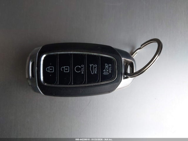 5NPLM4AG3MH049061 Hyundai ELANTRA SEL