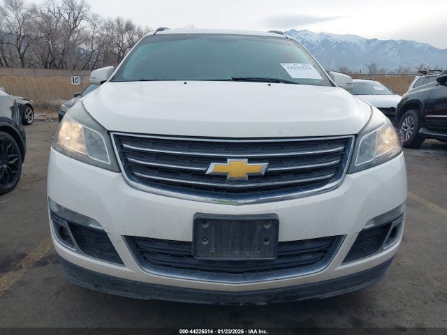 1GNKVHKDXFJ105941 Chevrolet Traverse 2lt