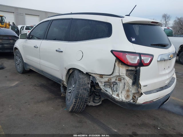 1GNKVHKDXFJ105941 Chevrolet Traverse 2lt