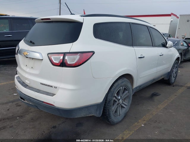 1GNKVHKDXFJ105941 Chevrolet Traverse 2lt