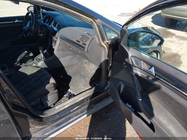 Продаж на аукціоні авто 2015 Volkswagen Golf Gti 2.0t S 4-door, vin: 3VW5T7AU0FM101047, номер лоту: 44226523
