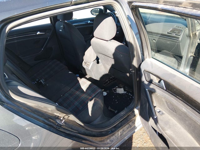 Продаж на аукціоні авто 2015 Volkswagen Golf Gti 2.0t S 4-door, vin: 3VW5T7AU0FM101047, номер лоту: 44226523