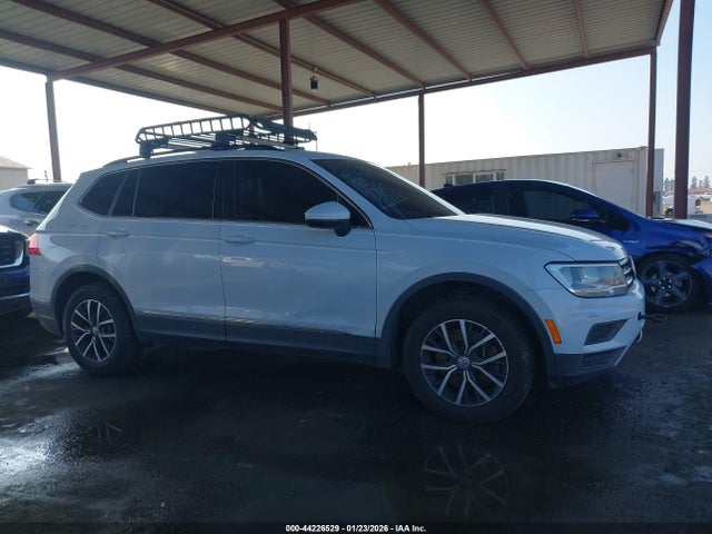 Aukcja sprzedaży 2018 Volkswagen Tiguan 2.0t Se/2.0t Sel, vin: 3VV2B7AX4JM219843, numer aukcji: 44226529