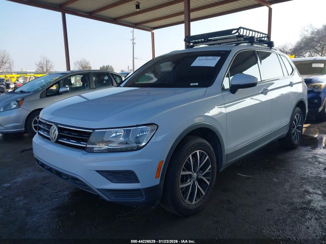 2018 VOLKSWAGEN TIGUAN 3VV2B7AX4JM219843 Photo 1