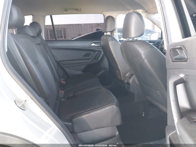 2018 VOLKSWAGEN TIGUAN 3VV2B7AX4JM219843 Photo 7