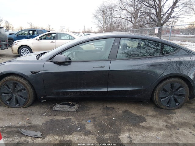 Продажа на аукционе авто 2024 Tesla Model 3 Long Range Dual Motor All-wheel Drive/rear-wheel Drive, vin: 5YJ3E1EA6RF766576, номер лота: 44226533