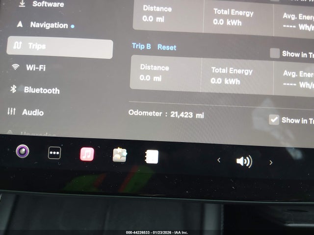Продажа на аукционе авто 2024 Tesla Model 3 Long Range Dual Motor All-wheel Drive/rear-wheel Drive, vin: 5YJ3E1EA6RF766576, номер лота: 44226533