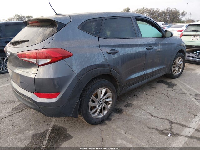 Hyundai TUCSON SE 2016 KM8J23A42GU155813 Image 4