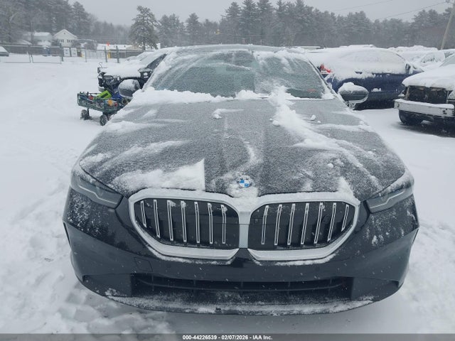 WBY33FK07RCP80027 BMW I5 Edrive40