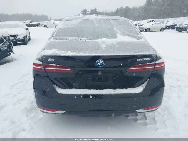 WBY33FK07RCP80027 BMW I5 Edrive40