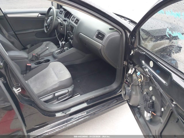 Продаж на аукціоні авто 2018 Volkswagen Jetta 1.4t S, vin: 3VW2B7AJ8JM204883, номер лоту: 44226555