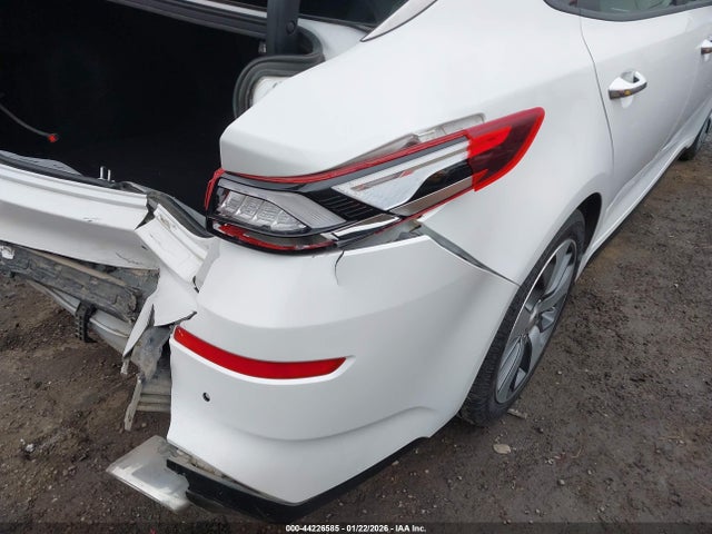 5XXGT4L36KG359390 KIA Optima S