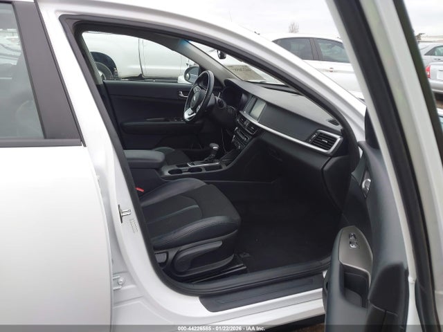 5XXGT4L36KG359390 KIA Optima S