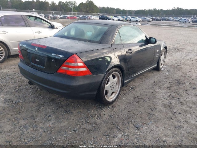 1999 MERCEDES-BENZ SLK 230 WDBKK47F7XF123417 Photo 3