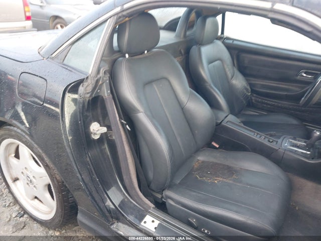 1999 MERCEDES-BENZ SLK 230 WDBKK47F7XF123417 Photo 7