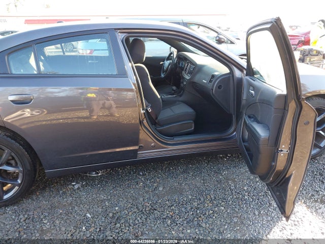 2C3CDXBGXNH106659 Dodge Charger Sxt Rwd