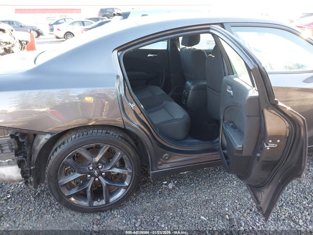 2C3CDXBGXNH106659 Dodge Charger Sxt Rwd