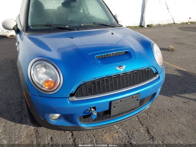 2010 MINI COOPER S WMWMF7C57ATZ73194 Photo 5