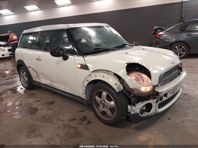 2010 MINI COOPER CLUBMAN WMWML3C50ATX36919