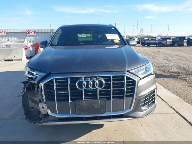 44226642 :رقم المزاد ، WA1LXAF77MD030768 vin ، 2021 Audi Q7 Premium Plus 55 Tfsi Quattro Tiptronic مزاد بيع