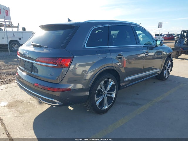 2021 AUDI Q7 WA1LXAF77MD030768 Photo 3