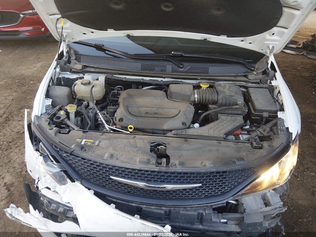 2023 CHRYSLER VOYAGER 2C4RC1CGXPR515696 Photo 9