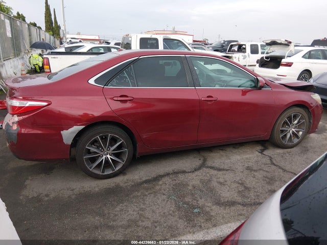 4T1BF1FK2GU513528 Toyota CAMRY XSE