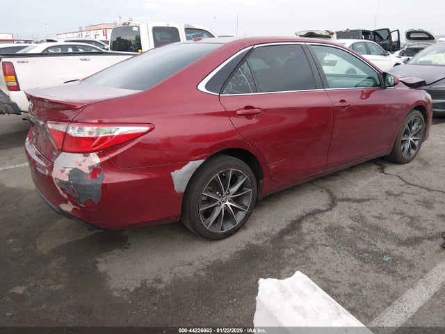 4T1BF1FK2GU513528 Toyota CAMRY XSE