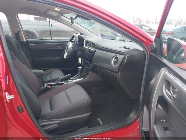 Toyota COROLLA LE 2018 5YFBURHE9JP770593 Image 5