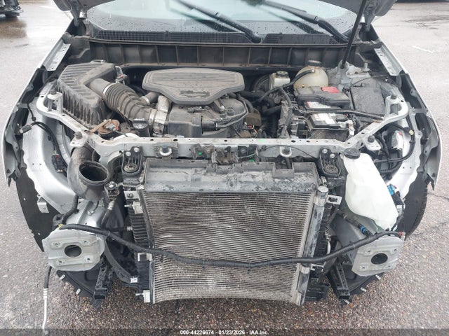 1GYKNCRS2HZ232150 Cadillac Xt5 Premium Luxury