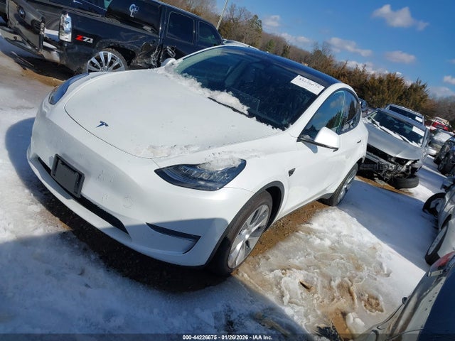 2022 TESLA MODEL Y 7SAYGDEE1NF425622 Photo 1
