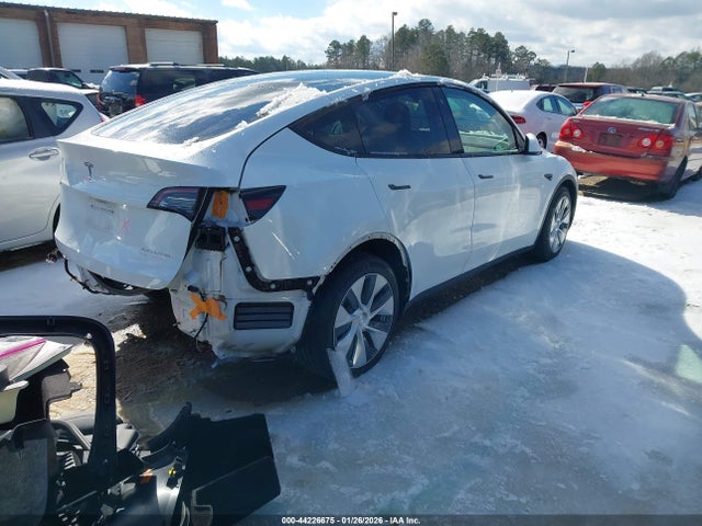 2022 TESLA MODEL Y 7SAYGDEE1NF425622 Photo 3