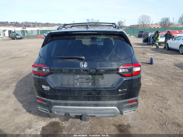 5FNYG1H80SB156445 Honda Pilot Elite