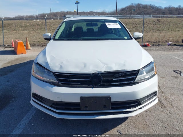 Aukcja sprzedaży 2017 Volkswagen Jetta 1.4t Se, vin: 3VWDB7AJ2HM204137, numer aukcji: 44226690