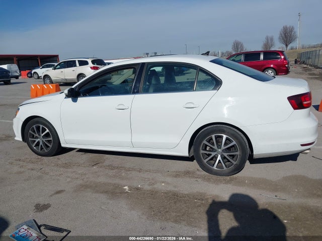 Aukcja sprzedaży 2017 Volkswagen Jetta 1.4t Se, vin: 3VWDB7AJ2HM204137, numer aukcji: 44226690