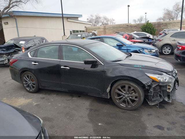 1N4AL3AP3JC475835 Nissan Altima 2.5 Sr