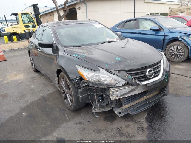 1N4AL3AP3JC475835 Nissan Altima 2.5 Sr