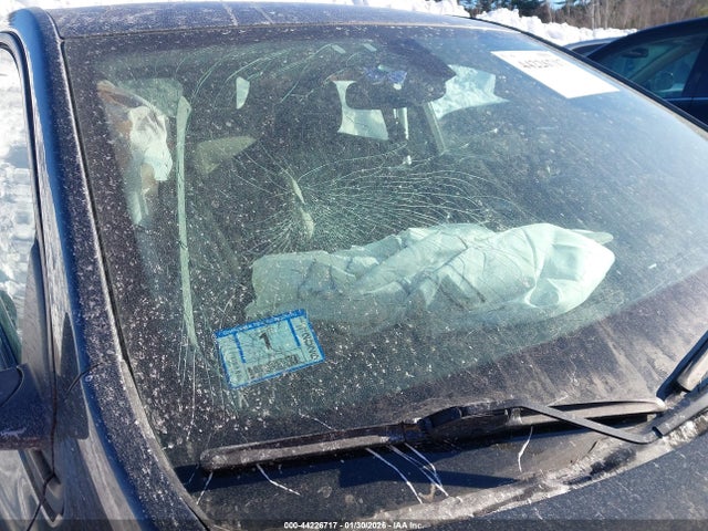 2GNAXREV6J6270861 Chevrolet EQUINOX LS