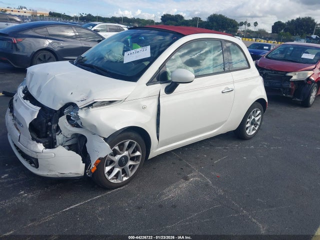 2017 FIAT 500C 3C3CFFLR2HT530269 Photo 1