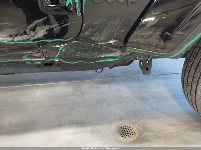 1C4PJXEN9SW606471 Jeep Wrangler 4-door Sahara 4x4