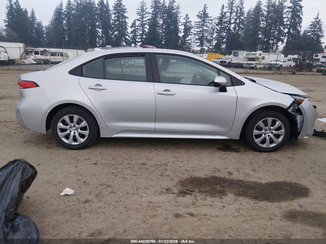 Toyota COROLLA LE 2026 5YFB4MDE3TP406861 Image 13